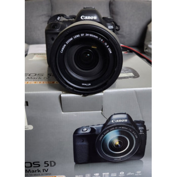 كاميرا كانون EOS 5D Mark IV مستعملة مع عدسة EF 24-105mm f/4L IS II USM