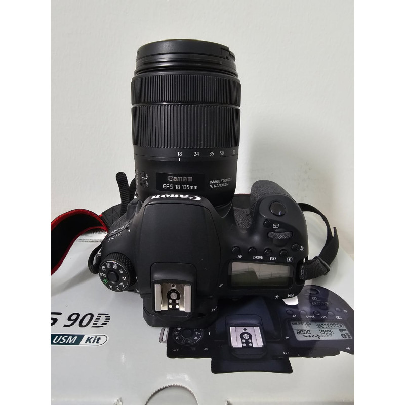 كاميرا كانون EOS 90D مستعملة مع عدسة EF-S 18-135mm f/3.5-5.6 IS USM